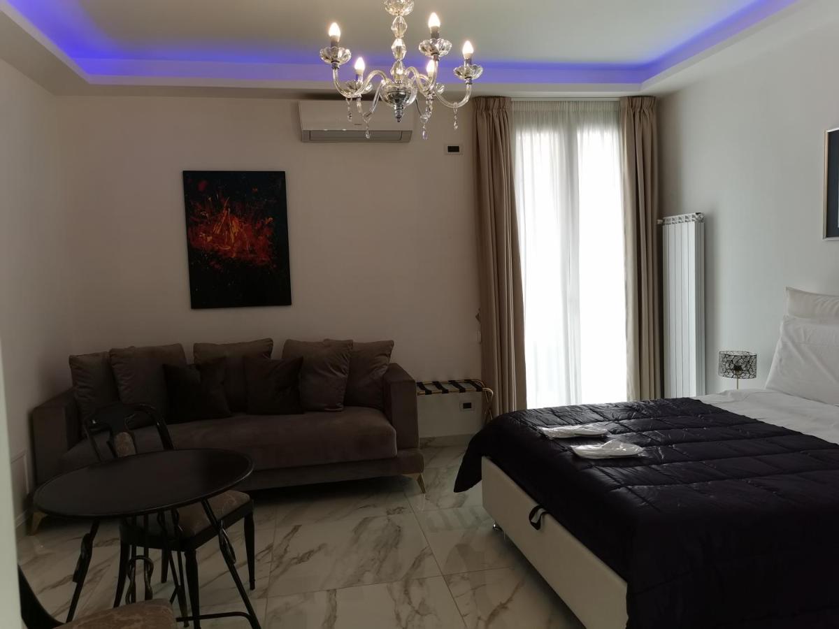 Royal Boutique Napoli Otel Dış mekan fotoğraf